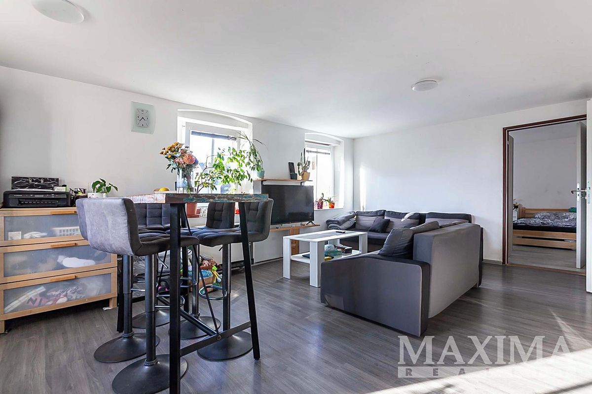 Pronájem bytu 3+kk 52 m² – fotografie 2