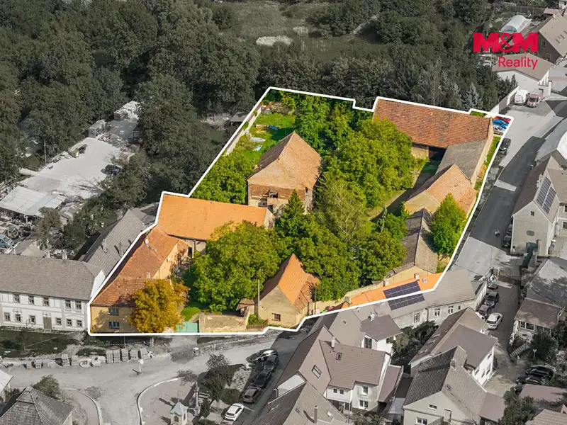 Prodej obchodního prostoru 4516 m², Buštěhrad – náhled fotky 2
