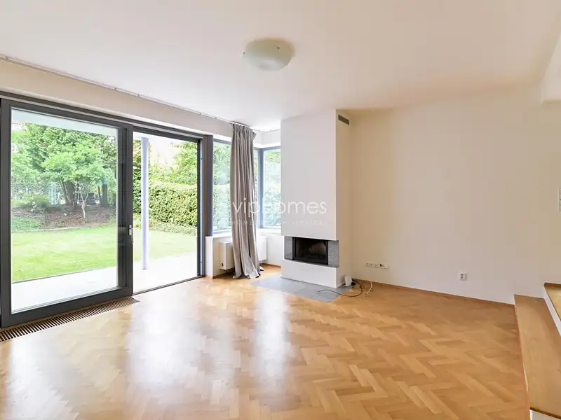 Pronájem vily 230 m², pozemek 578 m², Praha – náhled fotky 2