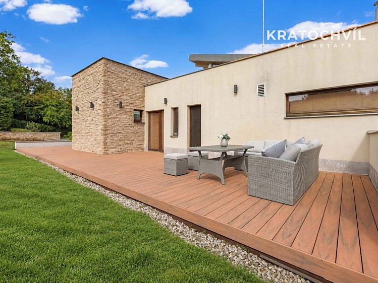 Haus zum Kauf, 674 m² (70 von 80)