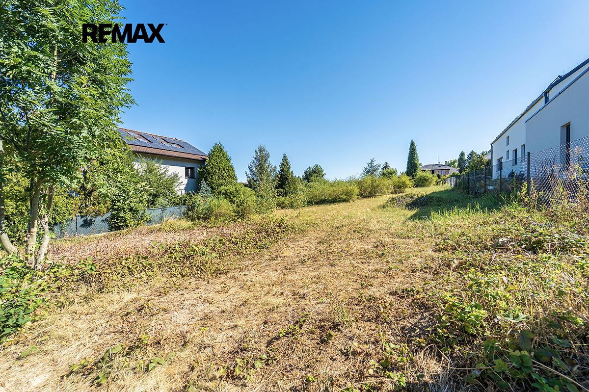 Prodej stavebního pozemku 1056 m², Psáry – fotka 1 z 3