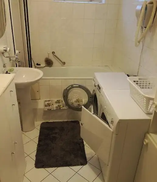 Pronájem bytu 5+1 120 m², Milešovice – náhled fotky 1