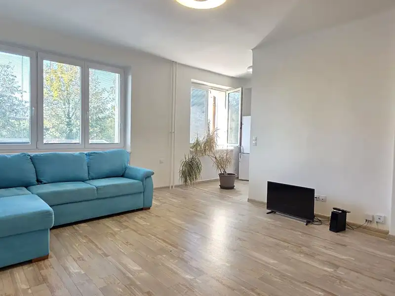 Pronájem bytu 1+kk 34 m², Tachov – náhled fotky 3