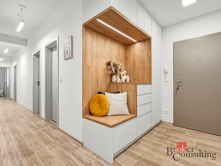 Wohnung 4+kk zum Kauf, 95 m² (1 von 27)