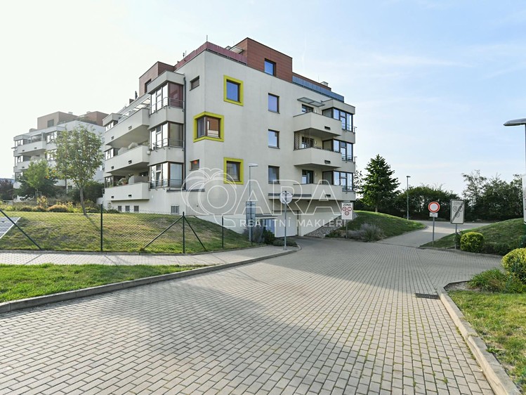 Квартира 2+kk на продаж, 61 м² (24 з 24)