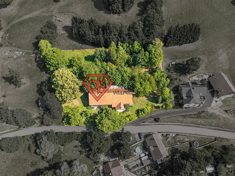 Prodej rodinného domu 216 m², pozemek 4048 m², Osečnice – náhled fotky 2