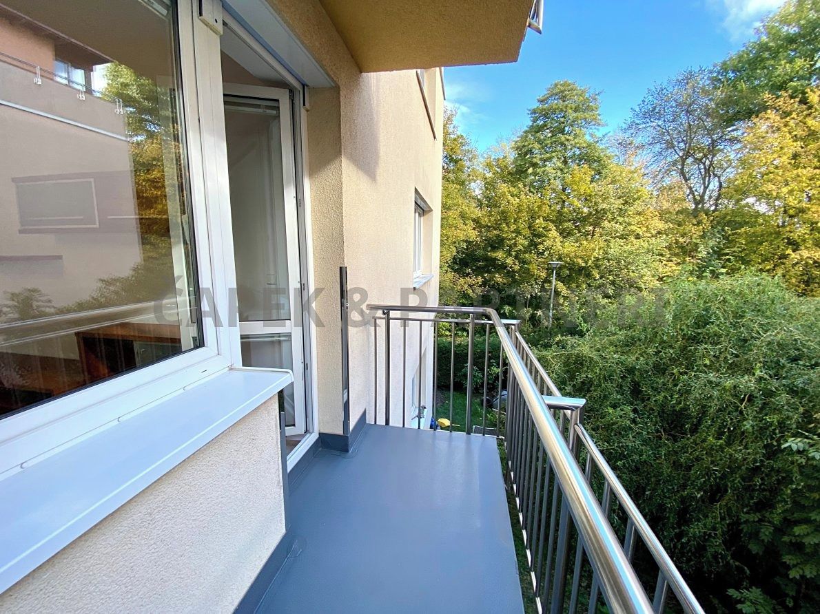 Pronájem bytu 1+kk 35 m² – fotografie 3