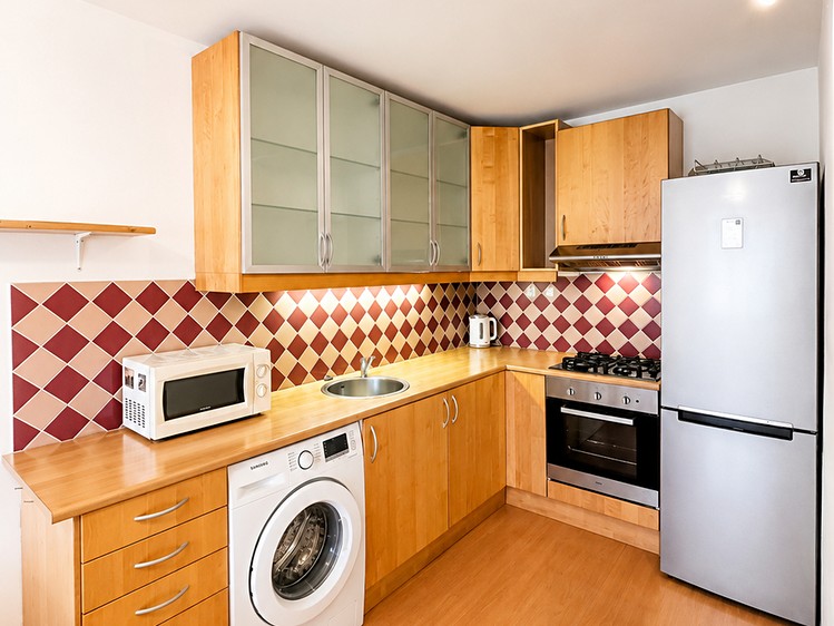 Pronájem bytu 2+kk, 40 m² (3 z 11)