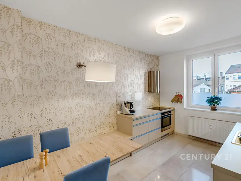 Prodej bytu 2+1 60 m², Hradec Králové – náhled fotky 3
