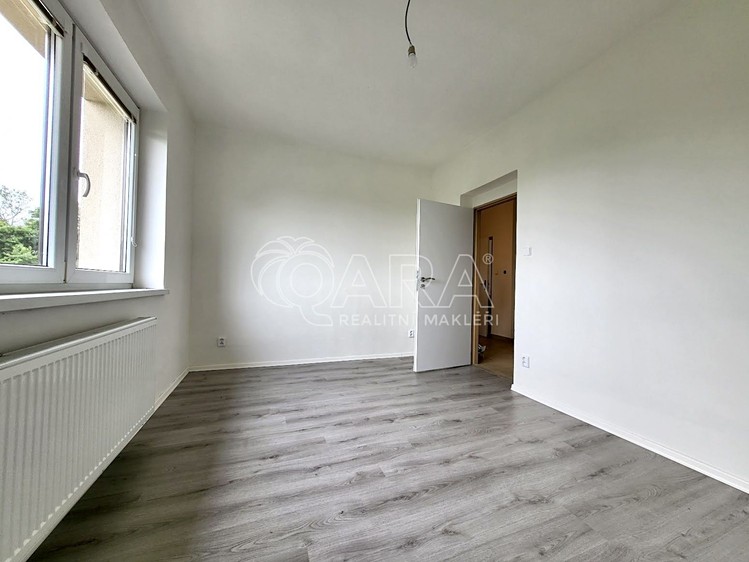 Pronájem bytu 4+1, 90 m² (7 z 28)