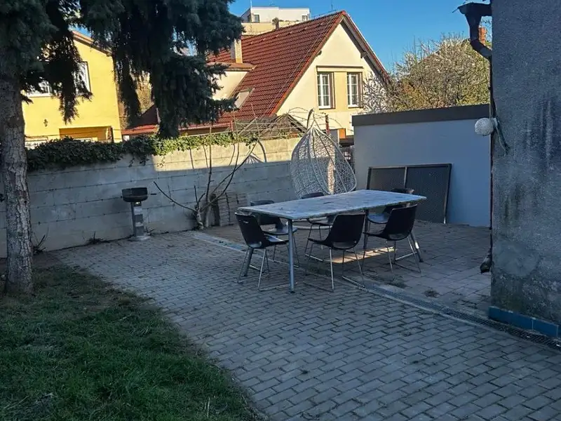 Pronájem garáže 22 m², Praha – náhled fotky 1