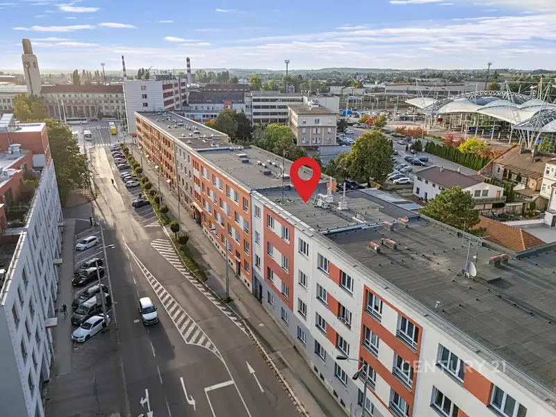 Prodej bytu 2+1 60 m², Hradec Králové – náhled fotky 1
