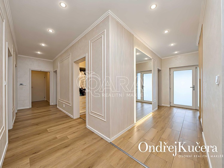 Будинок на продаж, 200 м² (12 з 45)