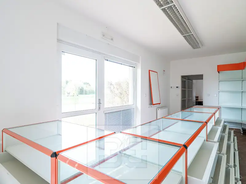 Pronájem obchodního prostoru 35 m², Praha – náhled fotky 2