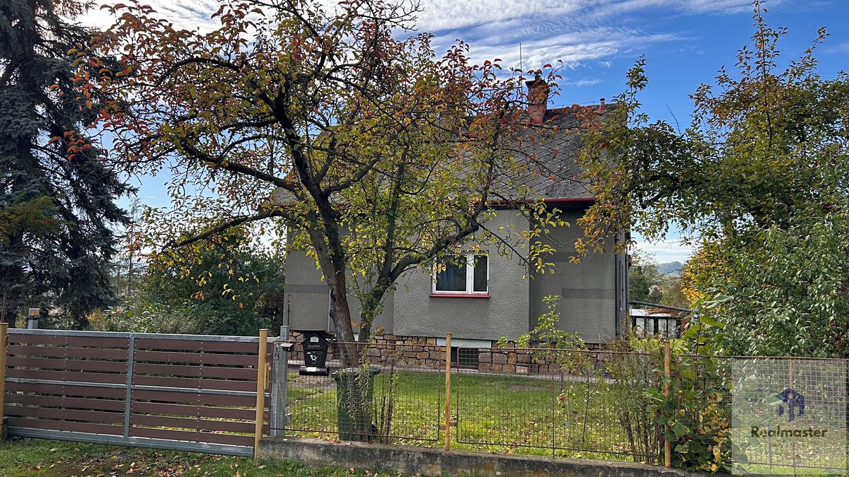 Prodej rodinného domu 125 m², pozemek 616 m² – fotografie 2