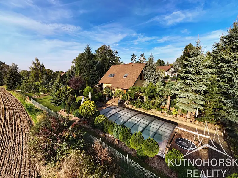 Prodej rodinného domu 115 m², pozemek 2188 m², Suchdol – náhled fotky 2