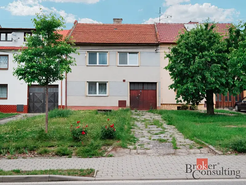 Prodej rodinného domu 150 m², pozemek 1023 m², Hrubá Vrbka – náhled fotky 1