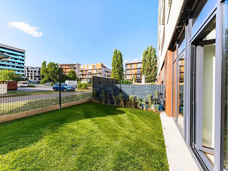 Prodej bytu 2+kk 53 m², Praha – náhled fotky 2