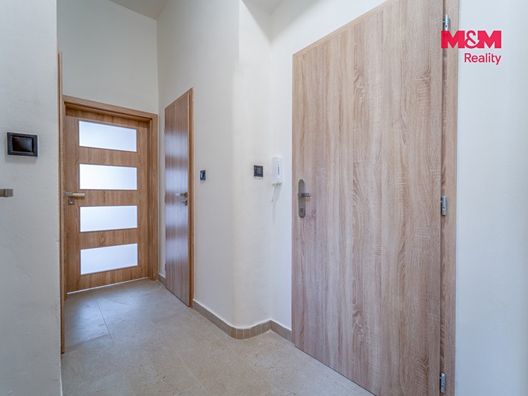 Pronájem bytu 3+1, 74 m² (14 z 18)