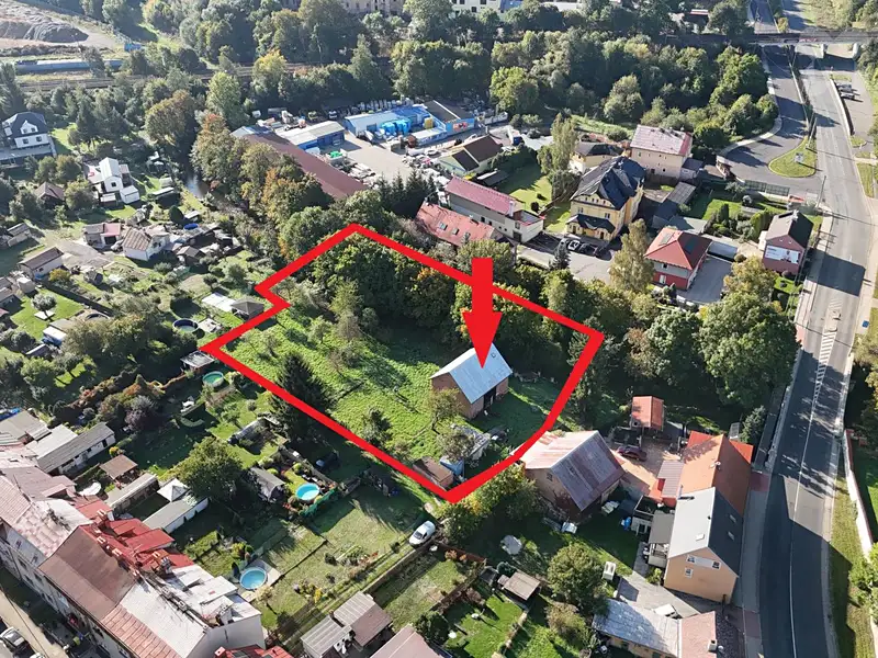 Prodej stavebního pozemku 2919 m², Ostrov – náhled fotky 3