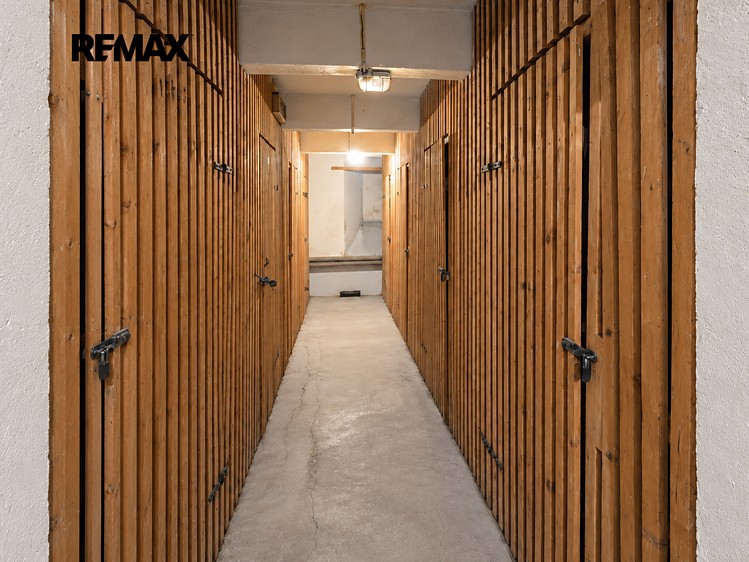 Квартира 2+1 на продаж, 76 м² (18 з 18)