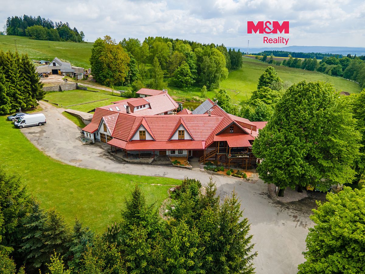 Prodej ubytovacího zařízení 1500 m², Liberk – fotka 1 z 3