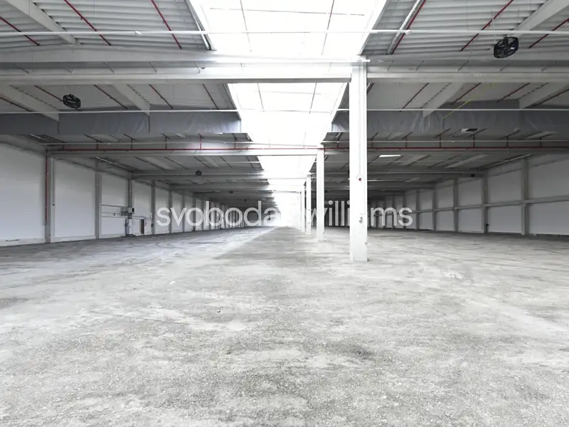 Pronájem výrobní haly, prostoru 1150 m², Ostrava – náhled fotky 1