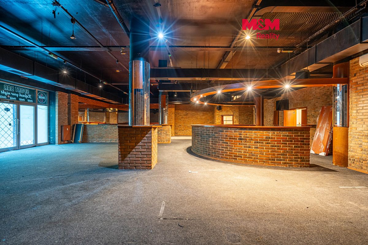 Prodej obchodního prostoru 324 m², Praha – fotka 1 z 3