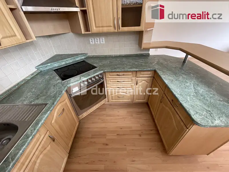 Pronájem bytu 2+kk 68 m², Praha – náhled fotky 1