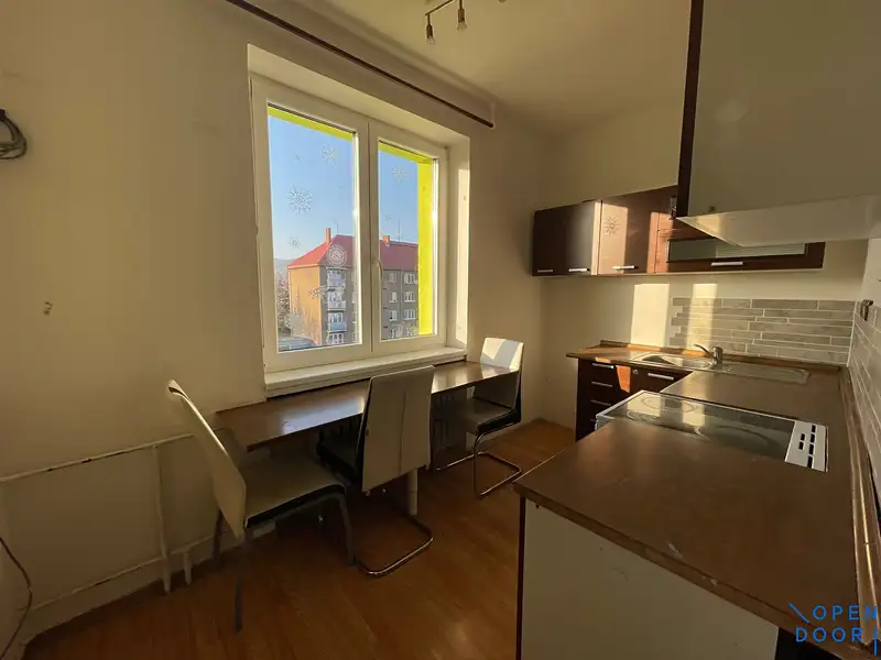 Pronájem bytu 2+1 51 m², Jirkov – náhled fotky 1