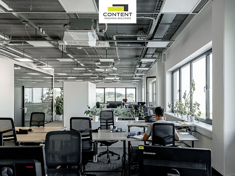 Комерційне приміщення в оренду, 10 500 м² (15 з 18)