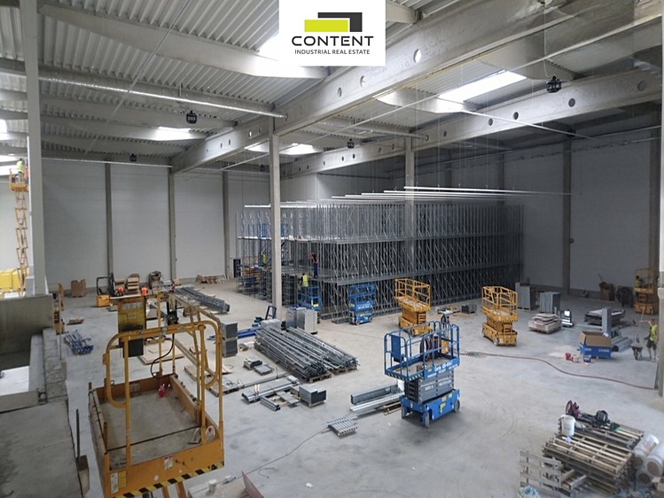 Комерційне приміщення в оренду, 8 000 м² (7 з 14)