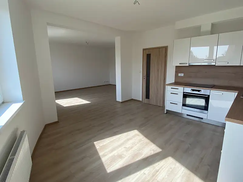 Pronájem bytu 2+1 78 m², Zelené náměstí, Louny