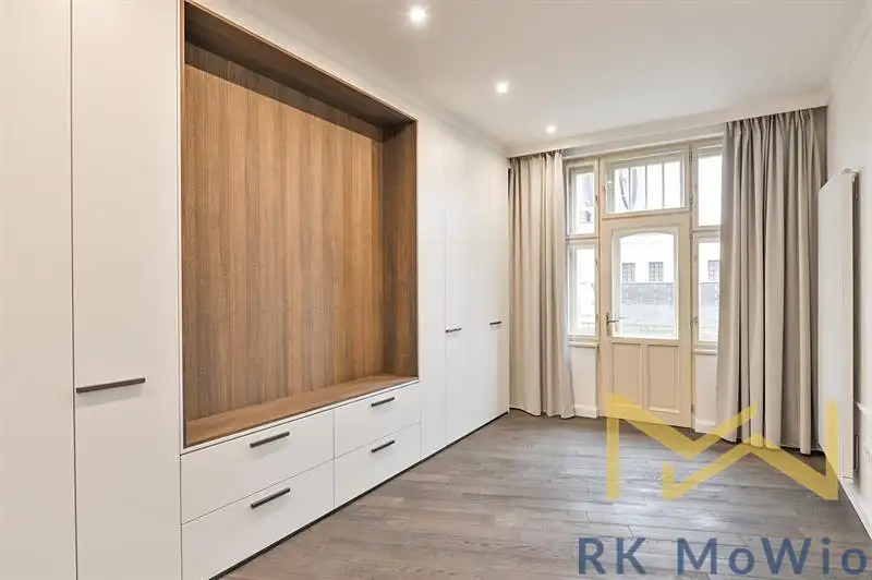 Pronájem bytu 4+kk 167 m², Praha – náhled fotky 2