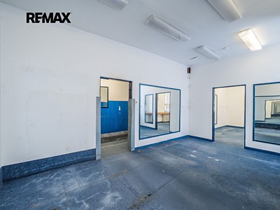 Pronájem komerčního prostoru, 500 m² (3 z 15)