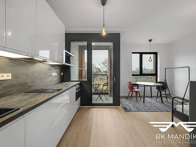Pronájem bytu 1+kk 28 m², Praha – náhled fotky 2