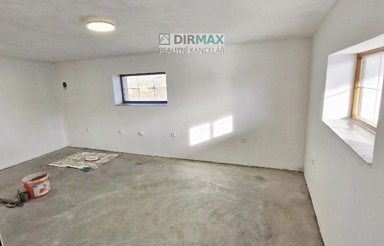 Pronájem komerčního prostoru, 50 m² (4 z 8)