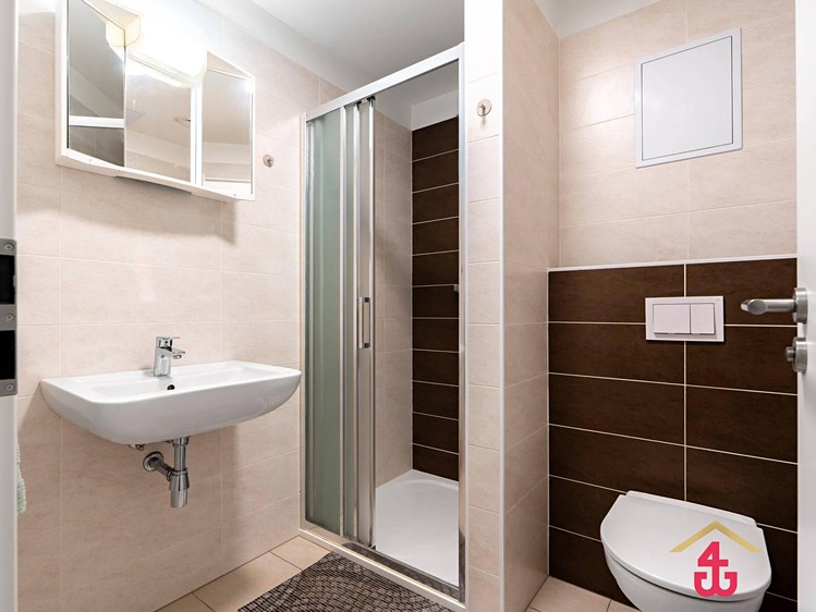 Prodej bytu 1+kk, 33 m² (8 z 13)