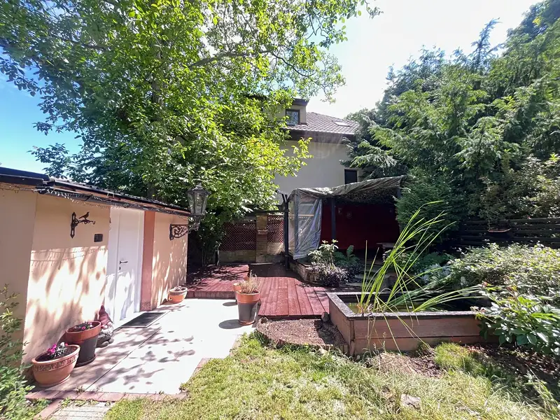 Pronájem rodinného domu 65 m², pozemek 250 m², Praha – náhled fotky 3