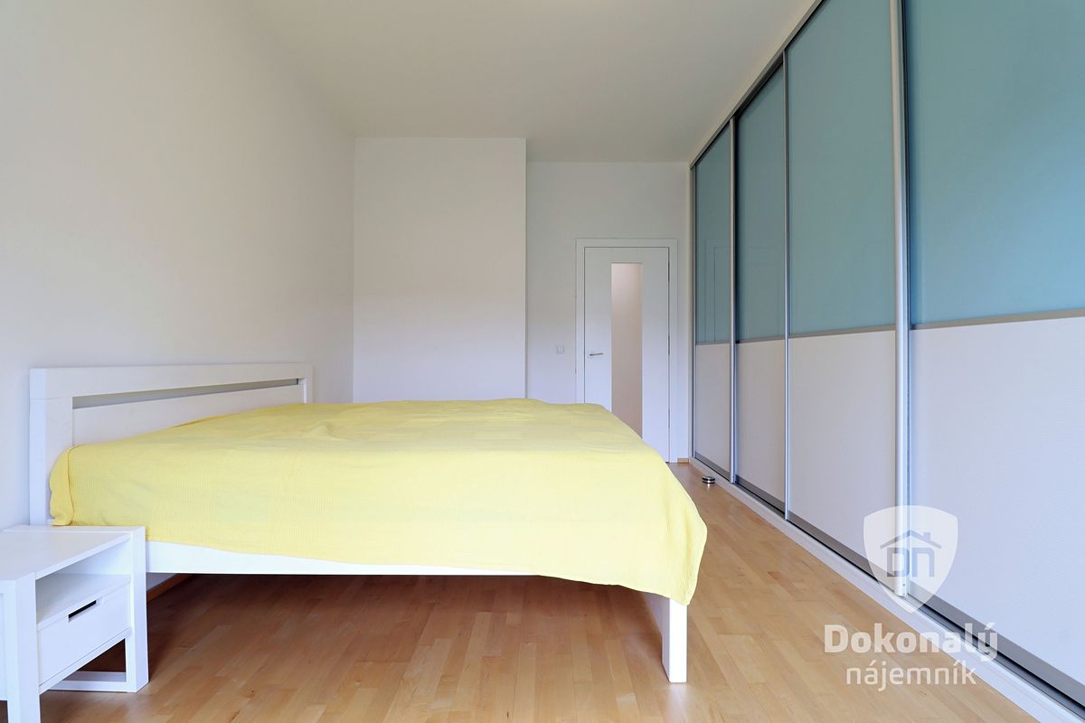 Pronájem bytu 4+kk 123 m² – fotografie 3