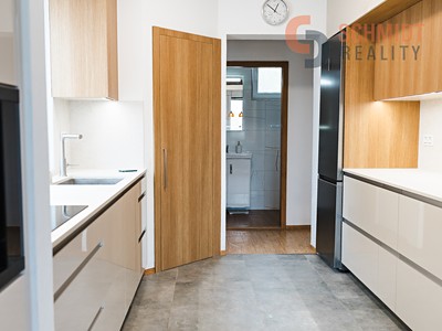 Будинок на продаж, 178 м² (2 з 35)