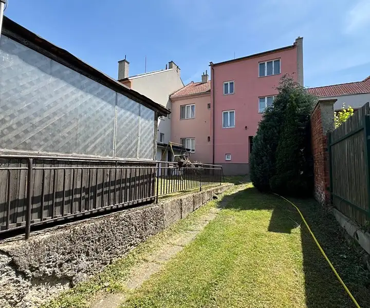 Prodej rodinného domu 240 m², pozemek 480 m², Pohořelice – náhled fotky 3