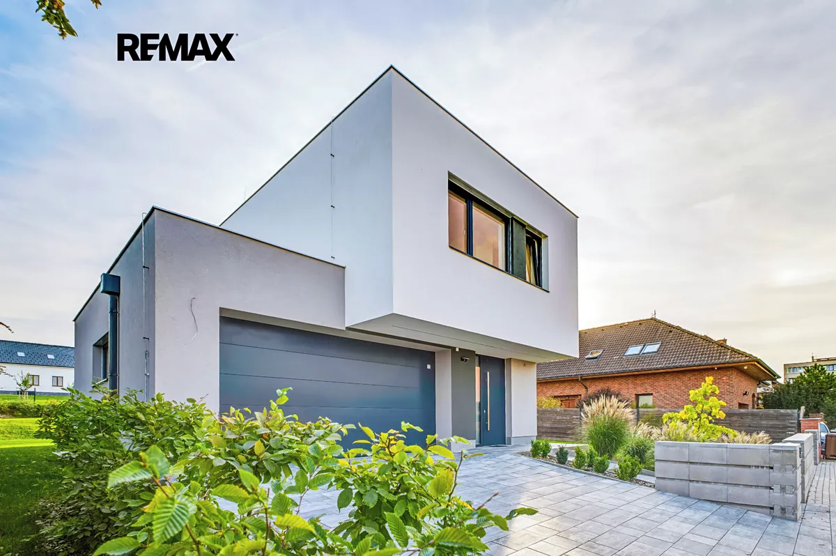 Prodej rodinného domu 201 m², pozemek 936 m²