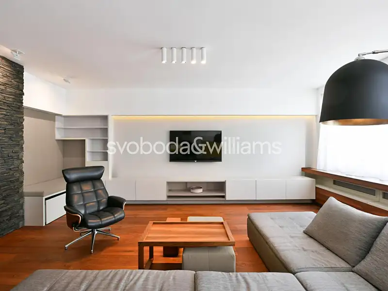 Prodej bytu 4+kk 159 m², Praha – náhled fotky 1