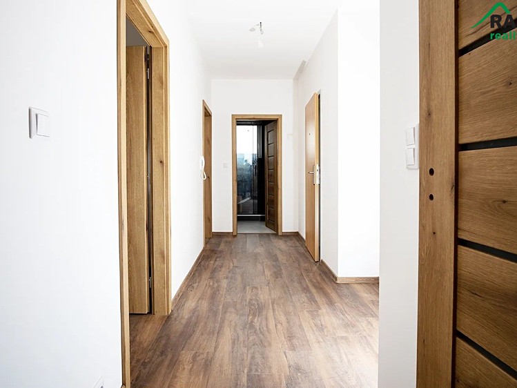 Prodej bytu 4+kk, 80 m² (4 z 11)