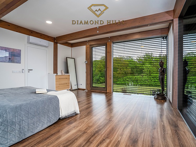 Prodej domu, 207 m² (11 z 24)