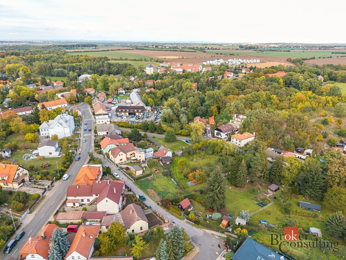 Prodej stavebního pozemku 547 m², Praha – fotka 1 z 3