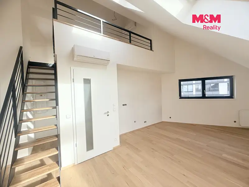 Prodej bytu 2+kk 75 m², Praha – náhled fotky 3