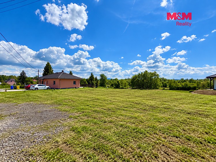 Prodej pozemku, 1 233 m² (2 z 4)