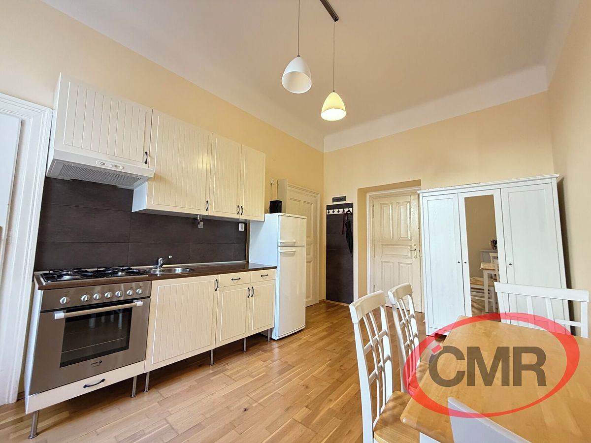 Pronájem bytu 1+1 44 m² – fotografie 2